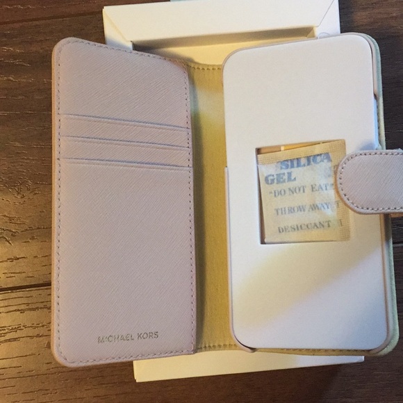NWT iPhone X Michael Kors Folio Phone Case - Picture 2 of 8